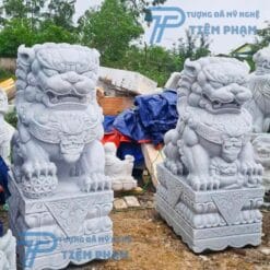 Tượng Kỳ Lân đá trắng nguyên khối