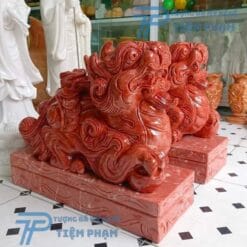 Tượng tỳ hưu bằng đá đỏ cẩm thạch đặt trong phòng làm việc, tăng cường vận khí và sự nghiệp