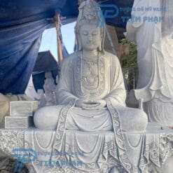 Tượng mẹ Quan Âm Bồ Tát bằng đá cao cấp từ Non Nước Đà Nẵng. Liên hệ ngay hotline/zalo 0774444005 để nhận báo giá chi tiết.