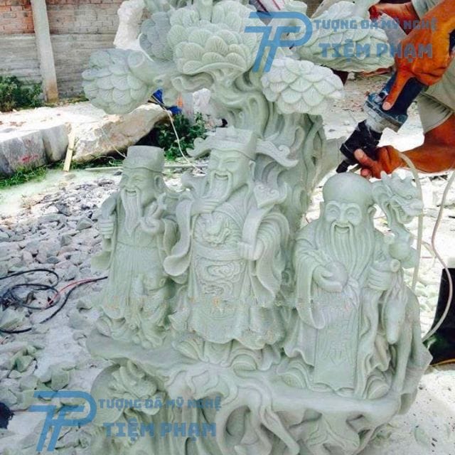 chi tiết tượng Phúc Lộc Thọ đá phong thủy khuôn mặt thần thái