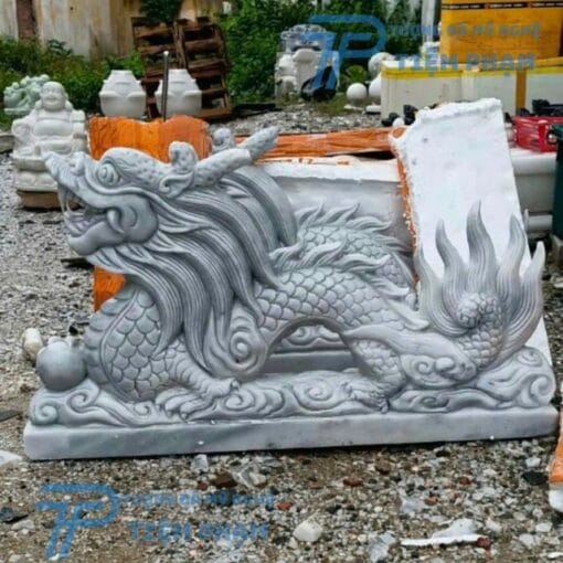 Tượng Rồng bằng đá tự nhiên tại xưởng Non Nước