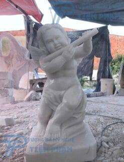 Tượng Thiên Thần Thổi Sáo bằng đá trắng