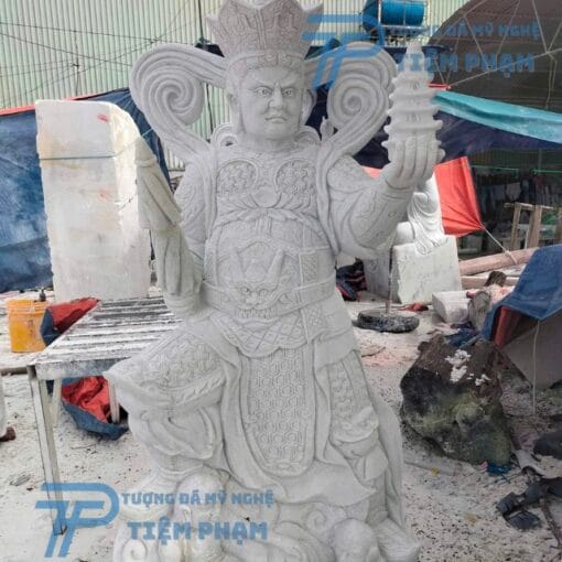 Tượng Tứ Đại Thiên Vương bằng đá đẹp tại xưởng