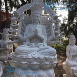 Tượng phật Thiên Thủ Thiên Nhãn bằng đá Non Nước Đà Nẵng