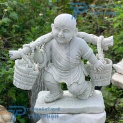 Tượng đá Chú Tiểu đẹp tự nhiên, uy tín tại Đà Nẵng. Gọi 0774444005 để được tư vấn và mua sản phẩm chất lượng!