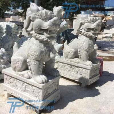 Tượng Con Nghê bằng đá trắng đẹp tại xưởng