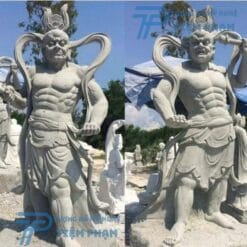 Tượng Kim Cang Lực Sĩ bằng đá nguyên khối