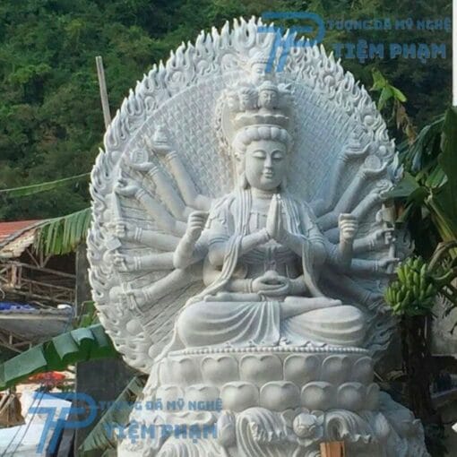 Chuyên cung cấp tượng đá Phật Thiên Thủ Thiên Nhãn bằng đá tự nhiên tại Đà Nẵng. Liên hệ ngay 0774444005 để được tư vấn miễn phí.