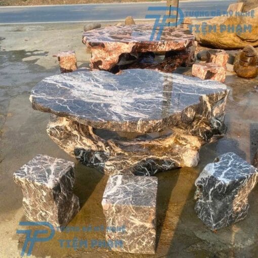Bàn Ghế Đá Tự Nhiên Sân Vườn