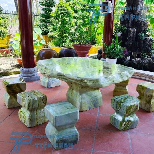 Địa chỉ bán bàn ghế đá Quảng Ninh chất lượng, giá tốt Cơ sở Tiệm Phạm bàn ghế đá Quảng Ninh uy tín 10 năm kinh nghiệm