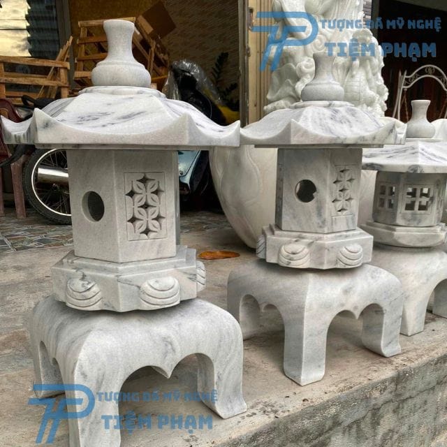 Cửa hàng bán Đèn đá Sân Vườn Bắc Ninh đẹp, nhiều mẫu mã Đèn đá phong thủy trang trí sân vườn Đà Nẵng