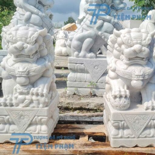 Cặp Kỳ Lân Đá Trắng Tự Nhiên Cao 90cm