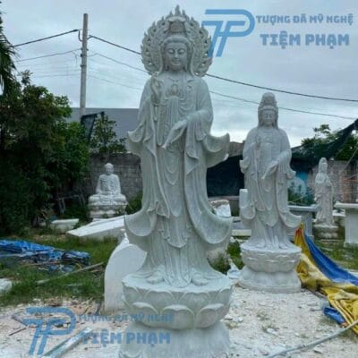 Tượng Mẹ Quan Âm Bằng Đá