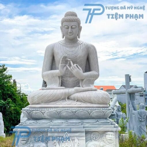 Tượng Phật Thích Ca Mâu Ni Bằng Đá Tại Xưởng