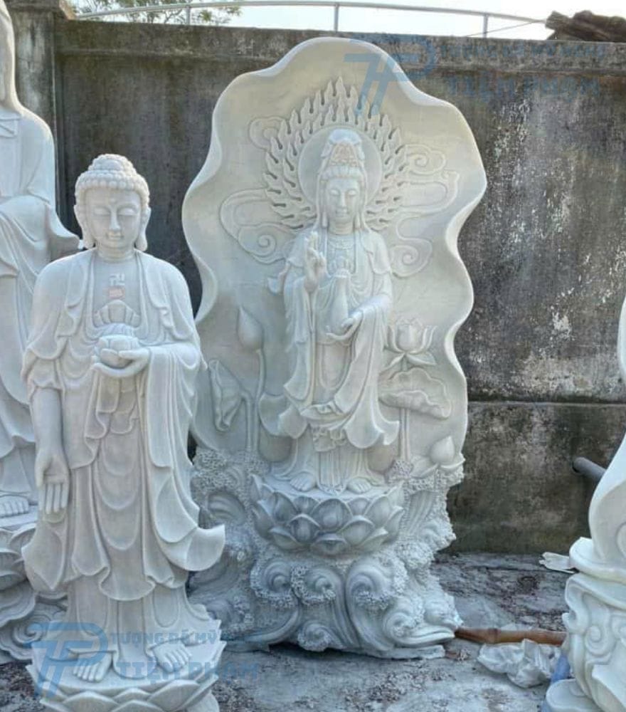 Tượng Phật Bà Quan Âm bằng đá đẹp tại Tượng đá Tiệm Phạm