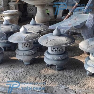 mau den da san vuon nhat ban