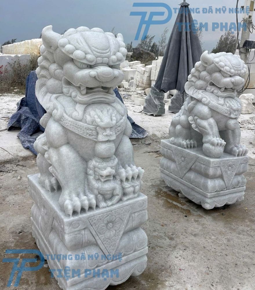 Tượng Kỳ Lân đá Non Nước đẹp
